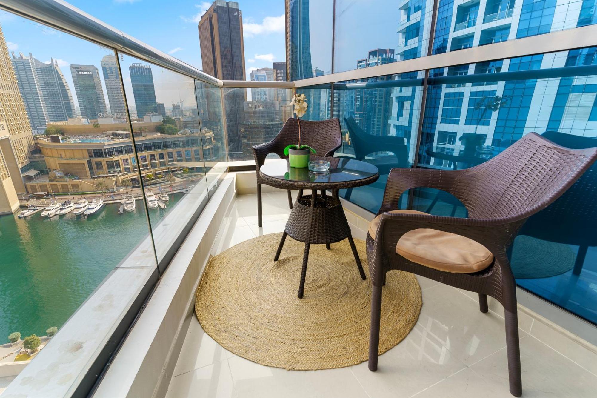 Apartment Cozy Marina View With Modern Gym & Pool, Steps To & Metro *